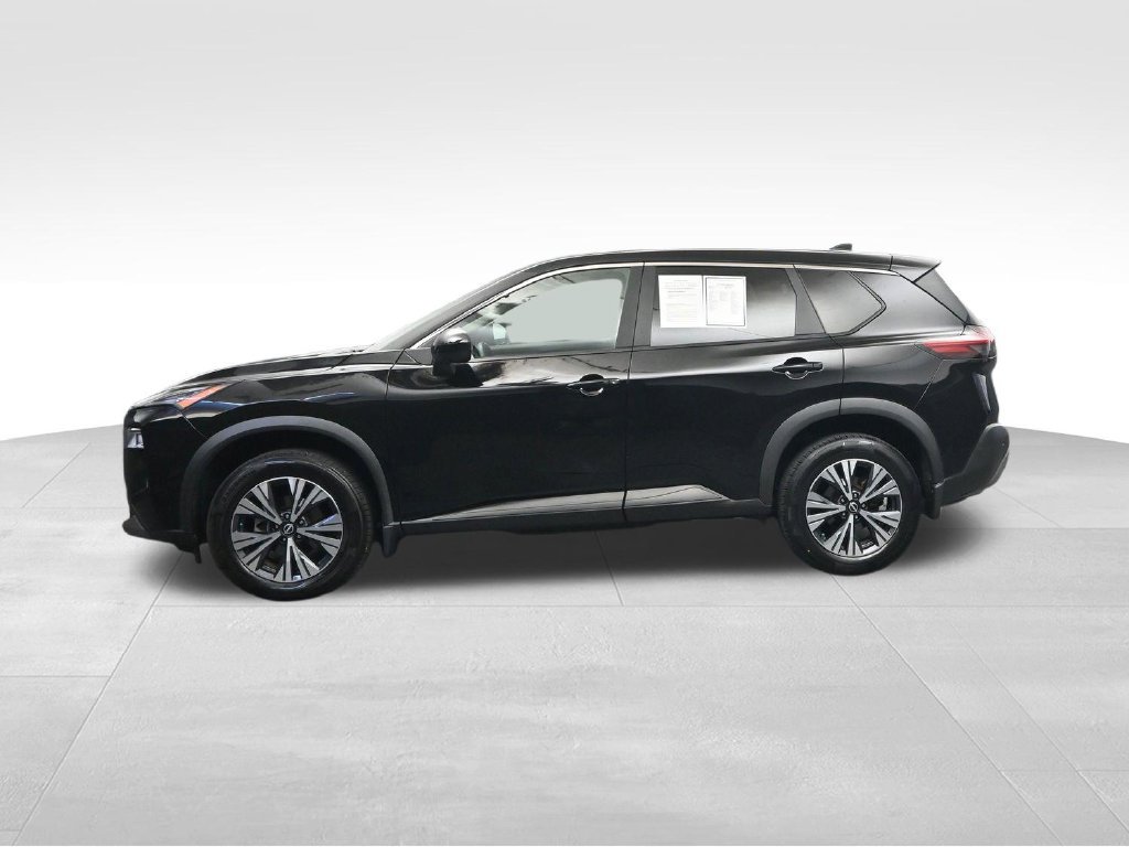 Used 2023 Nissan Rogue SV FWD image 2