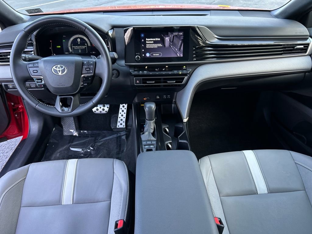 Certified 2025 Toyota Camry SE w/ Convenience Package image 21