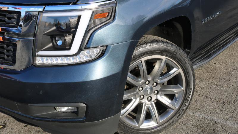 Used 2019 Chevrolet Suburban LT AWD/4WD image 4