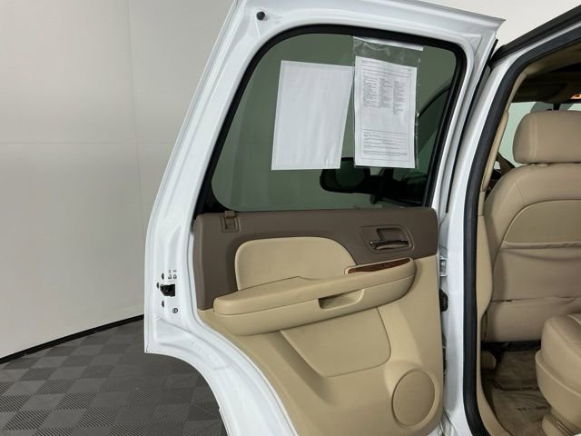 Used 2009 GMC Yukon 4WD Hybrid image 25