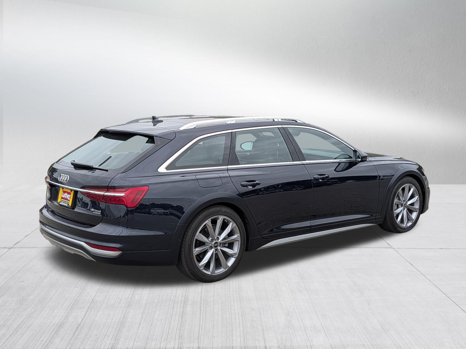 Used 2024 Audi A6 3.0T allroad Prestige AWD/4WD image 7