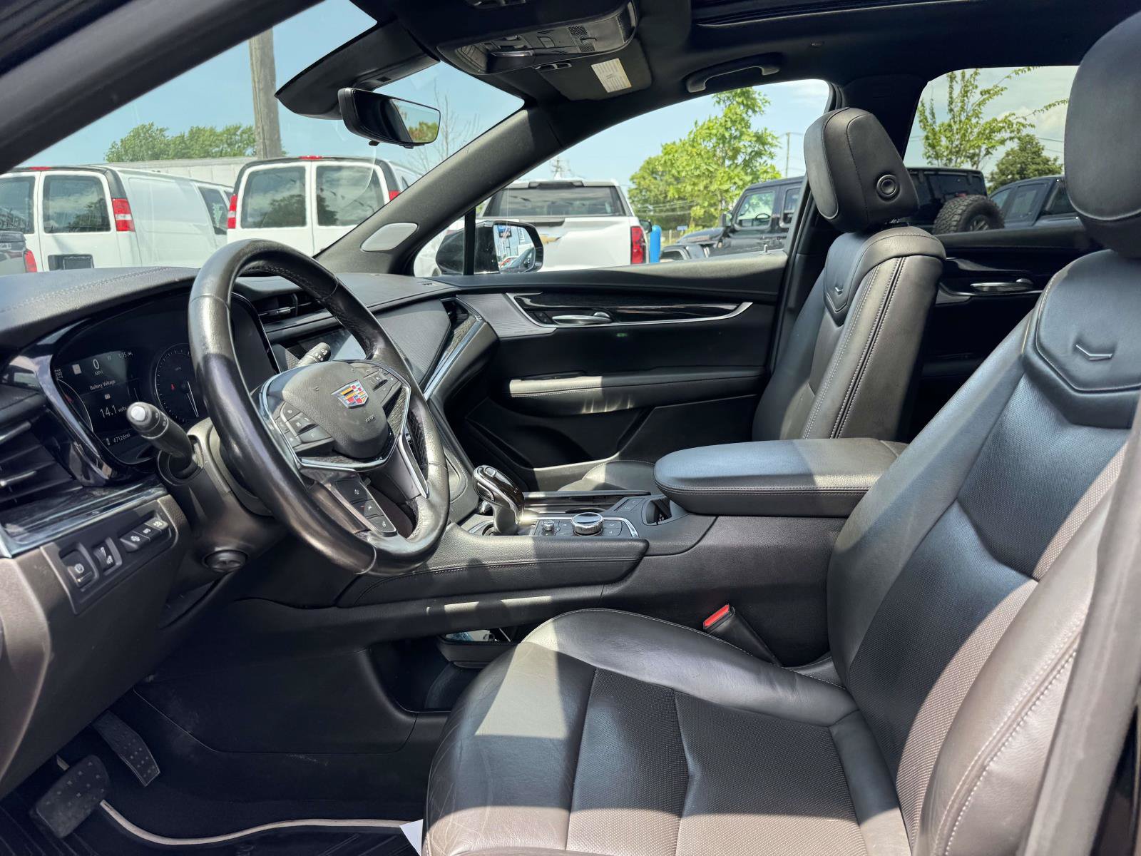 Used 2021 Cadillac XT5 Premium Luxury AWD/4WD image 13