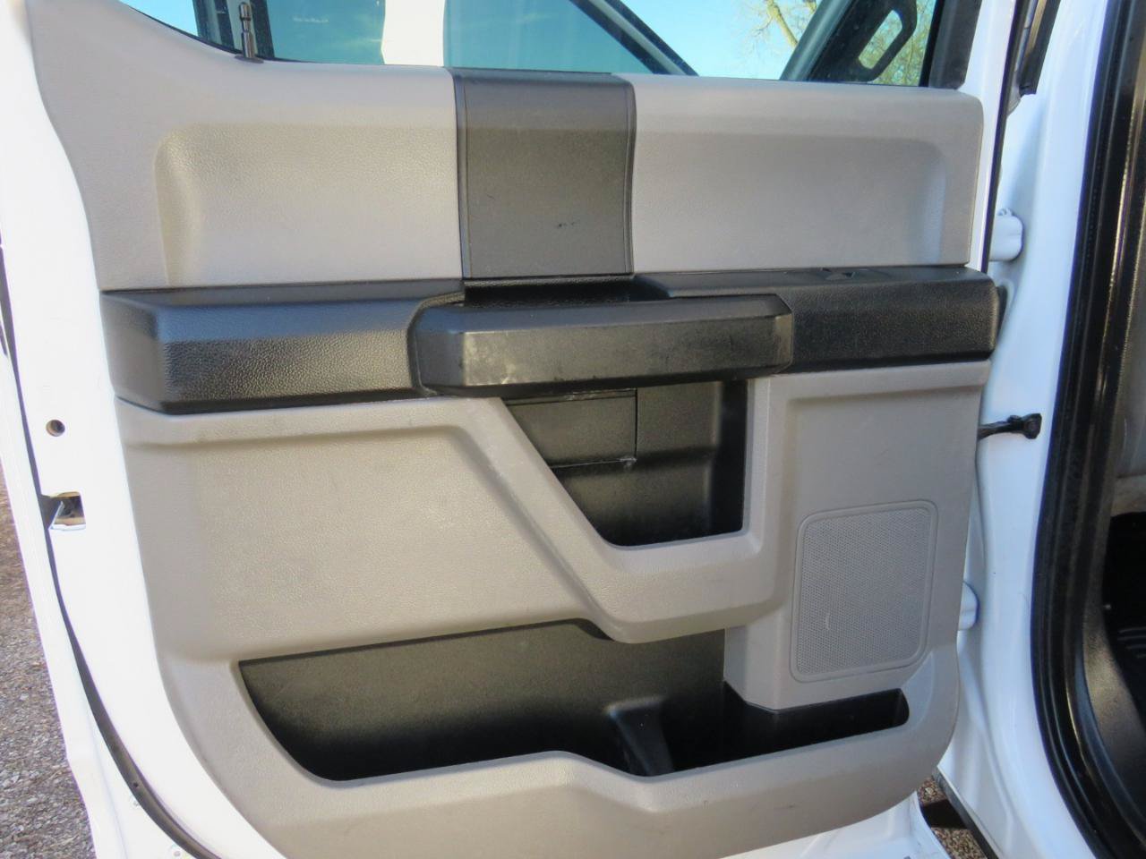 Used 2019 Ford F250 XL w/ Power Equipment Group AWD/4WD image 30