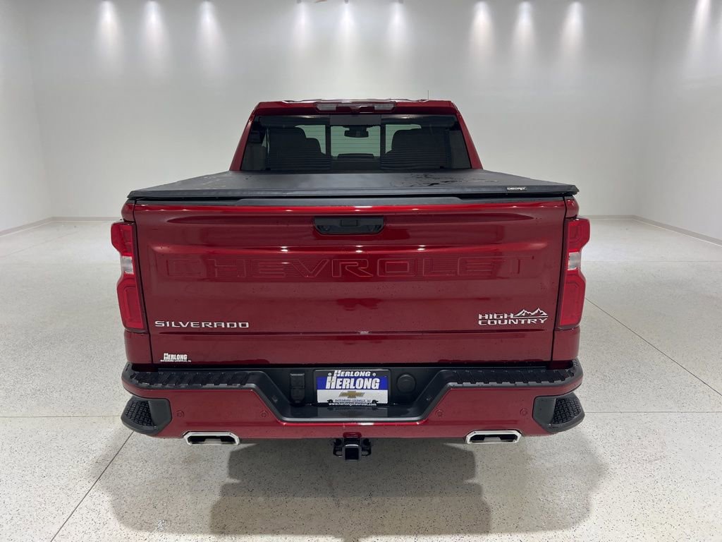 Used 2025 Chevrolet Silverado 1500 High Country w/ Z71 Off-Road Package image 4