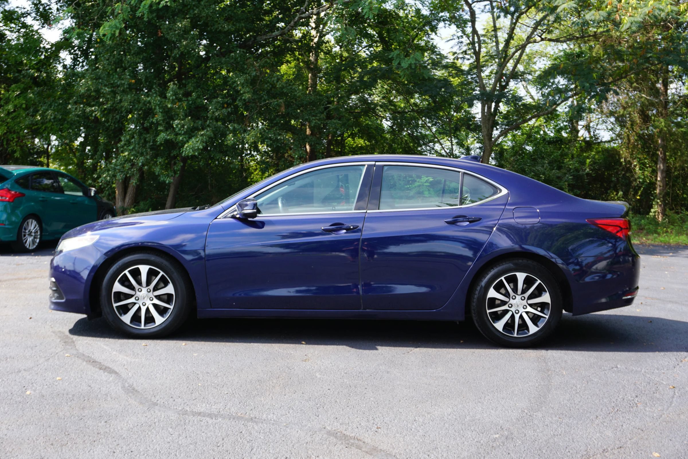 Used 2016 Acura TLX FWD image 8