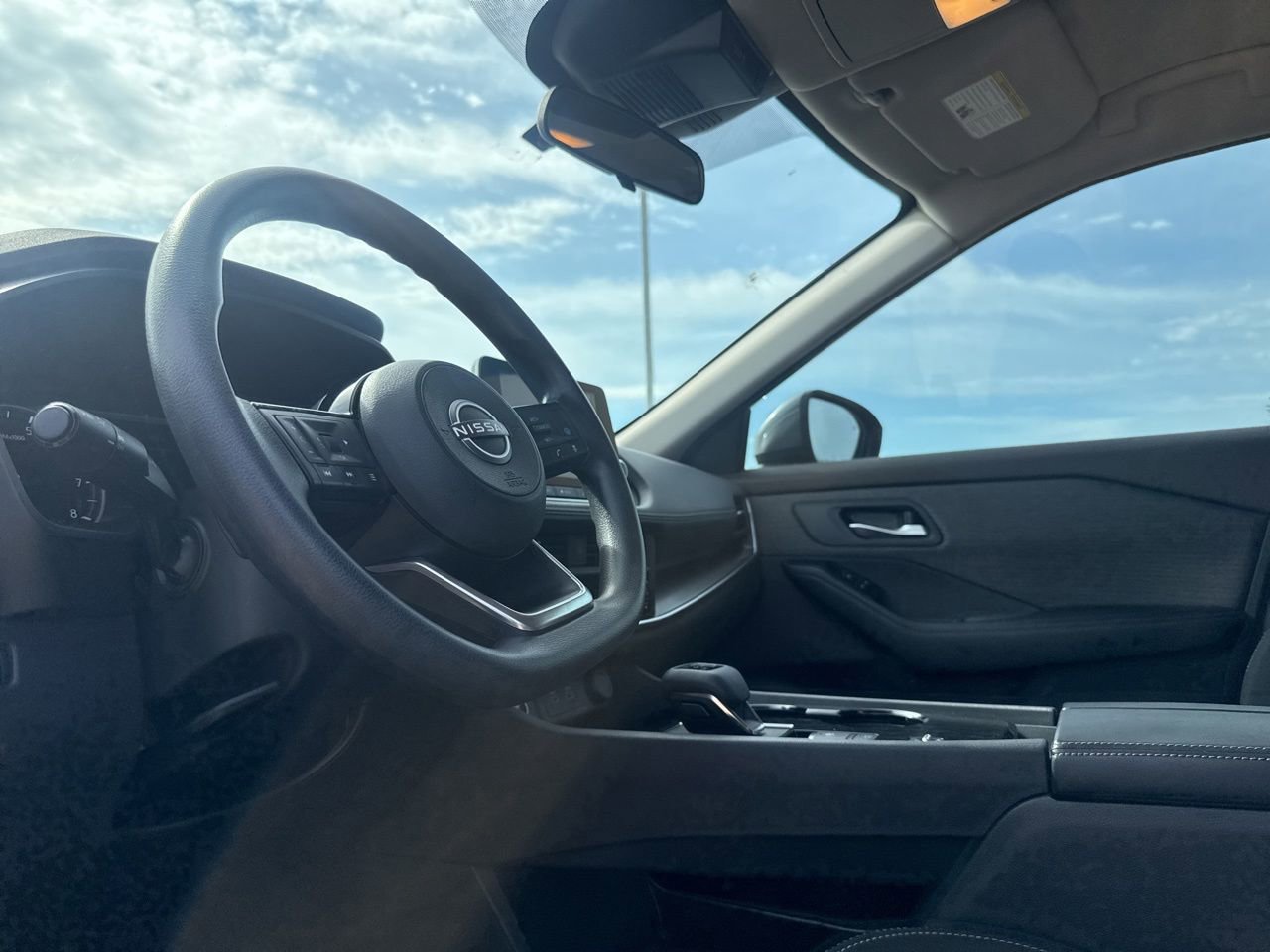 Certified 2023 Nissan Rogue SV FWD image 38