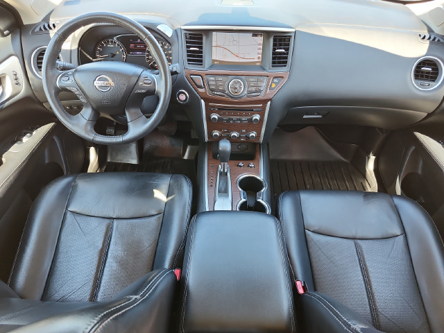 Used 2017 Nissan Pathfinder Platinum FWD image 14