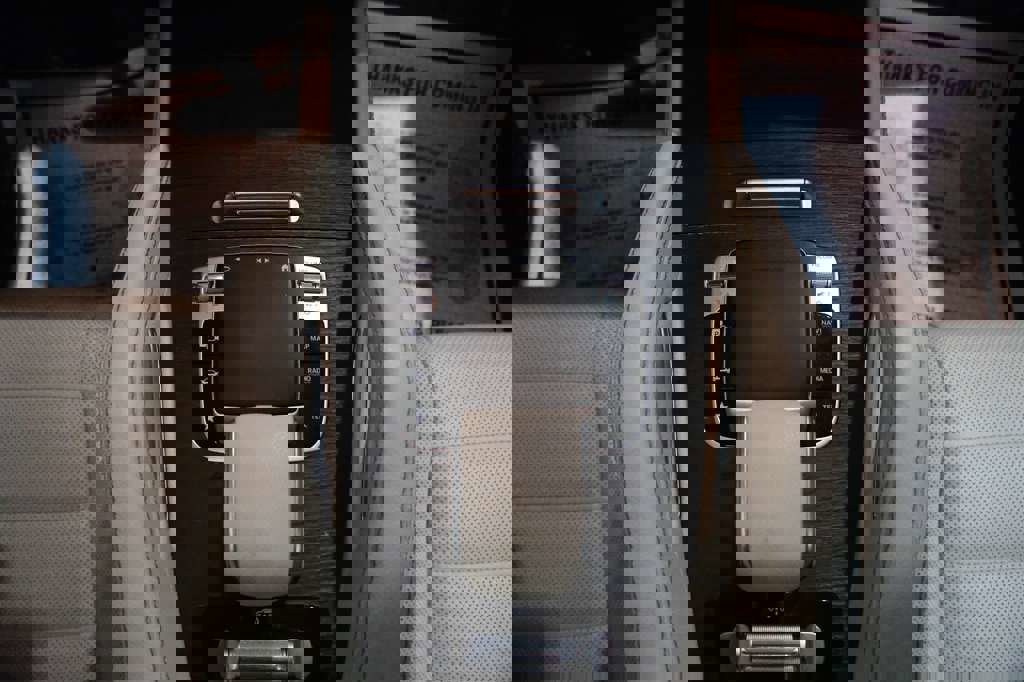 Used 2020 Mercedes-Benz GLS 450 4MATIC image 36