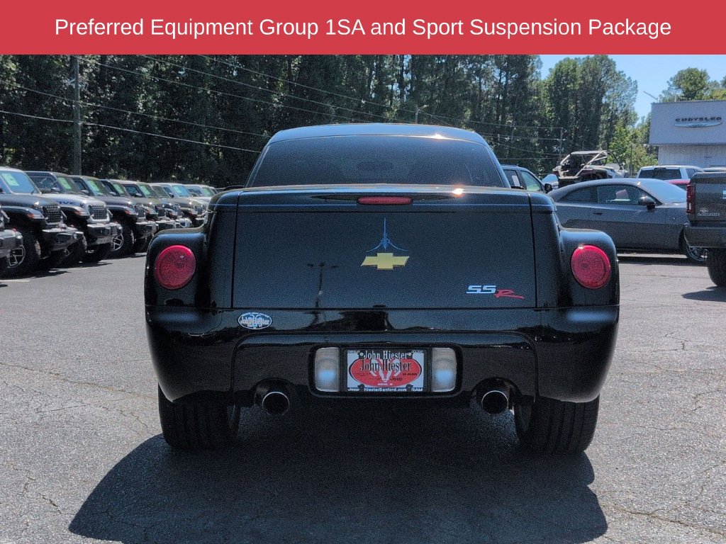 Used 2003 Chevrolet SSR RWD image 4