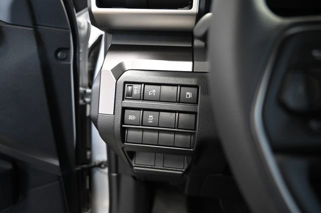 New 2026 Toyota 4Runner SR5 AWD/4WD image 24