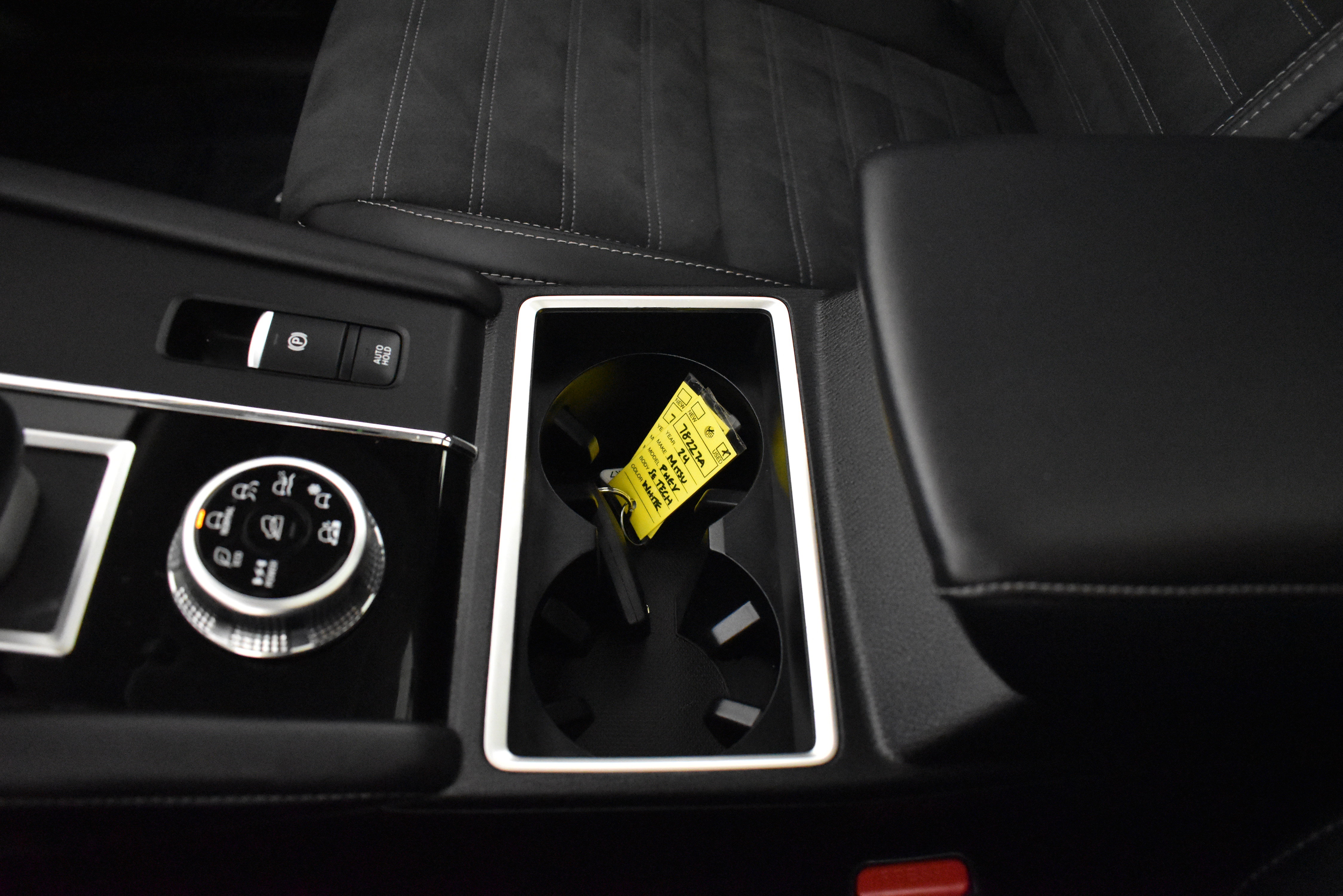 Used 2024 Mitsubishi Outlander SE image 31