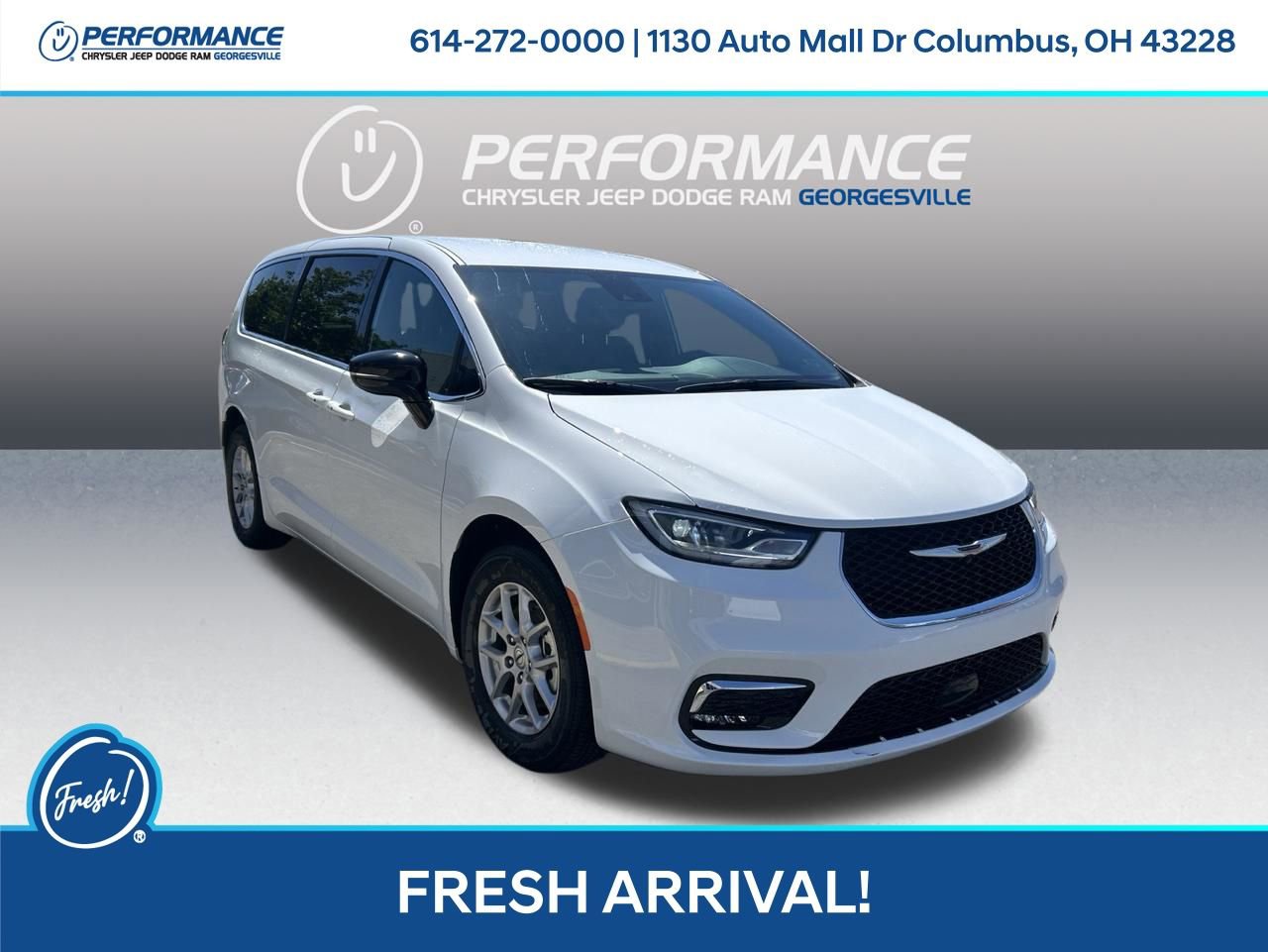 Used 2025 Chrysler Pacifica Select FWD image 1
