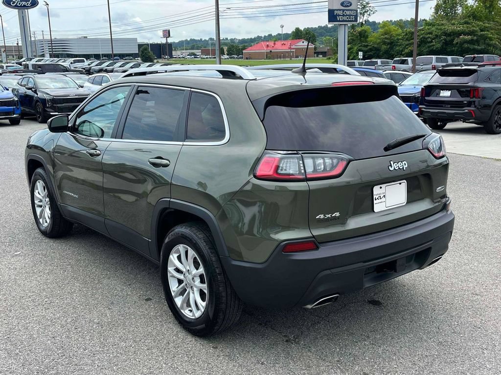 Used 2019 Jeep Cherokee Latitude w/ Popular Appearance Group AWD/4WD image 28