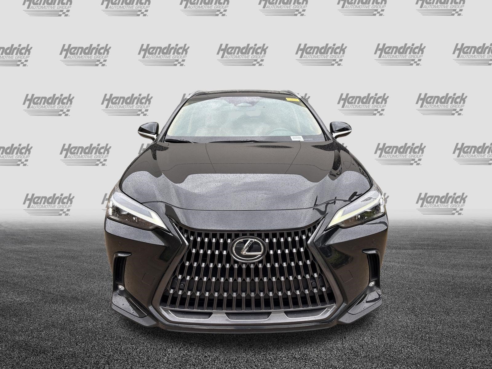 Used 2024 Lexus NX 250 FWD w/ Towing Package (2000 Lbs) image 3
