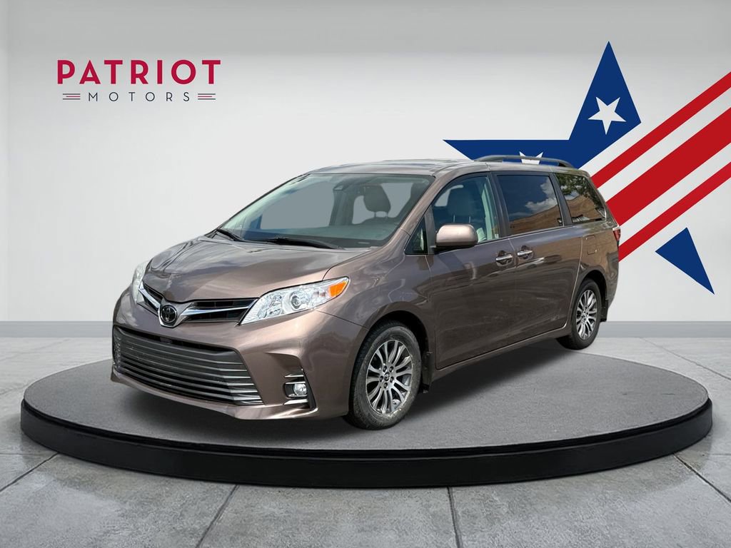 Certified 2019 Toyota Sienna XLE