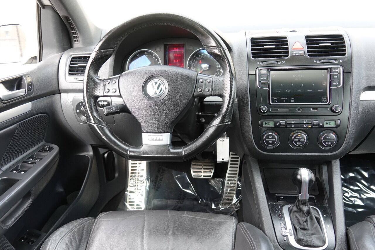 Used 2007 Volkswagen GTI 4-Door FWD image 63