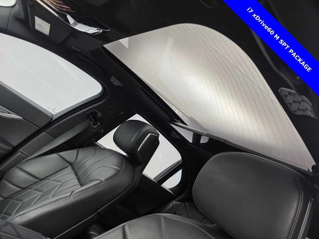 Used 2023 BMW i7 xDrive60 image 12