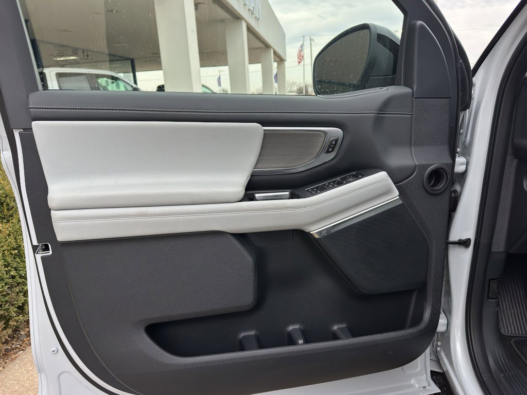 New 2026 Ford Expedition Platinum w/ Driver's Package image 10