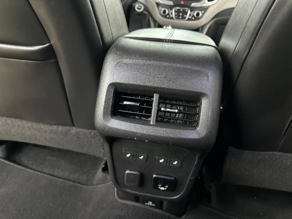 Used 2018 Chevrolet Equinox Premier AWD/4WD image 26