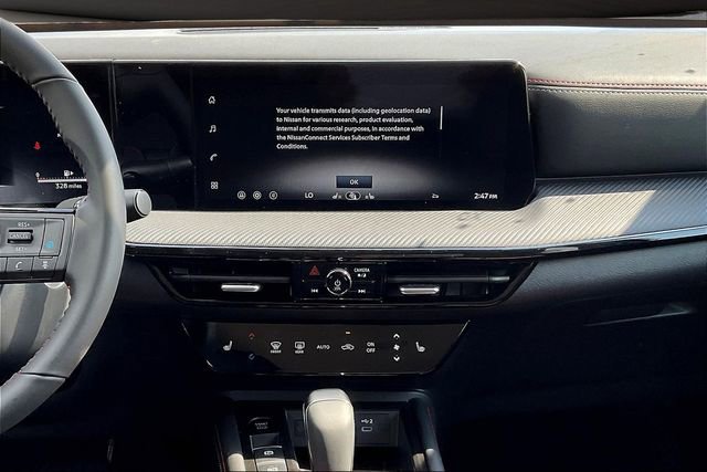 New 2026 Nissan Kicks SR w/ SR Premium Package image 6