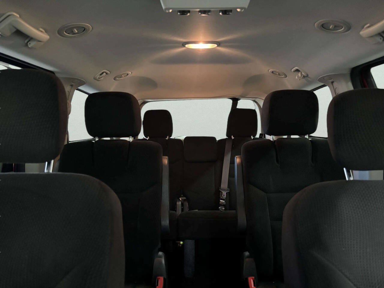 Used 2016 Dodge Grand Caravan SE w/ Quick Order Package 29E SE FWD image 40