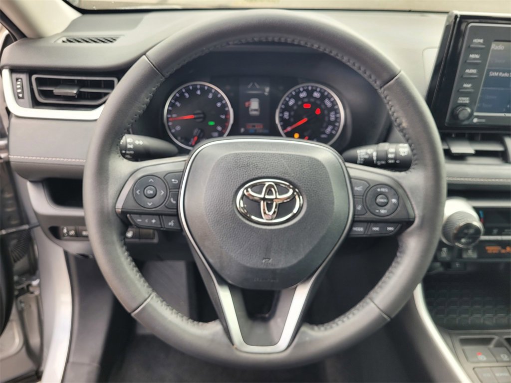 Used 2022 Toyota RAV4 XLE image 11