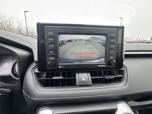 Used 2022 Toyota RAV4 LE image 17