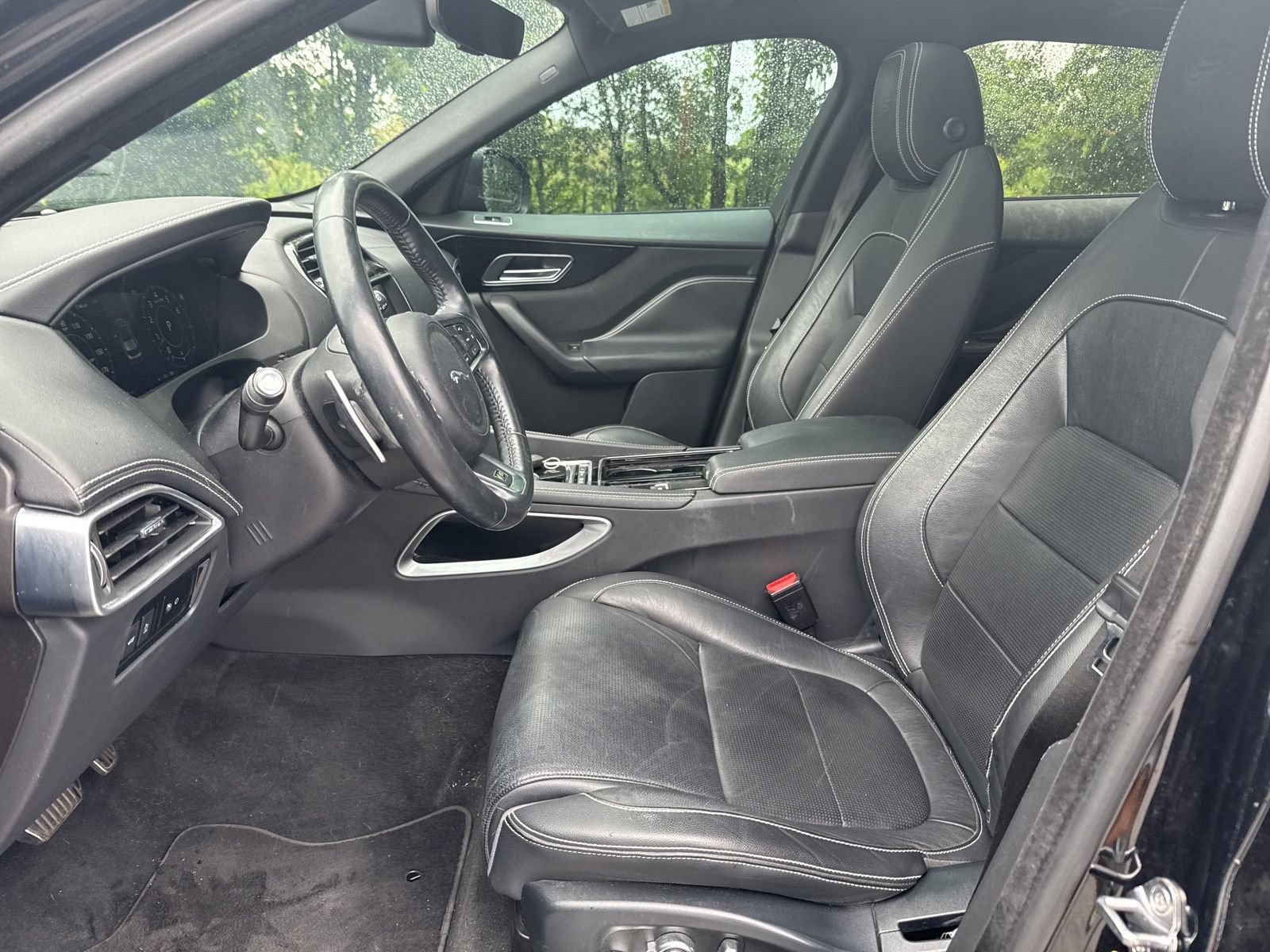 Used 2019 Jaguar F-PACE S AWD/4WD image 3