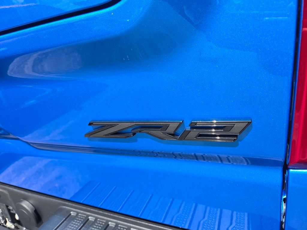 Used 2025 Chevrolet Silverado 1500 ZR2 w/ Technology Package AWD/4WD image 14