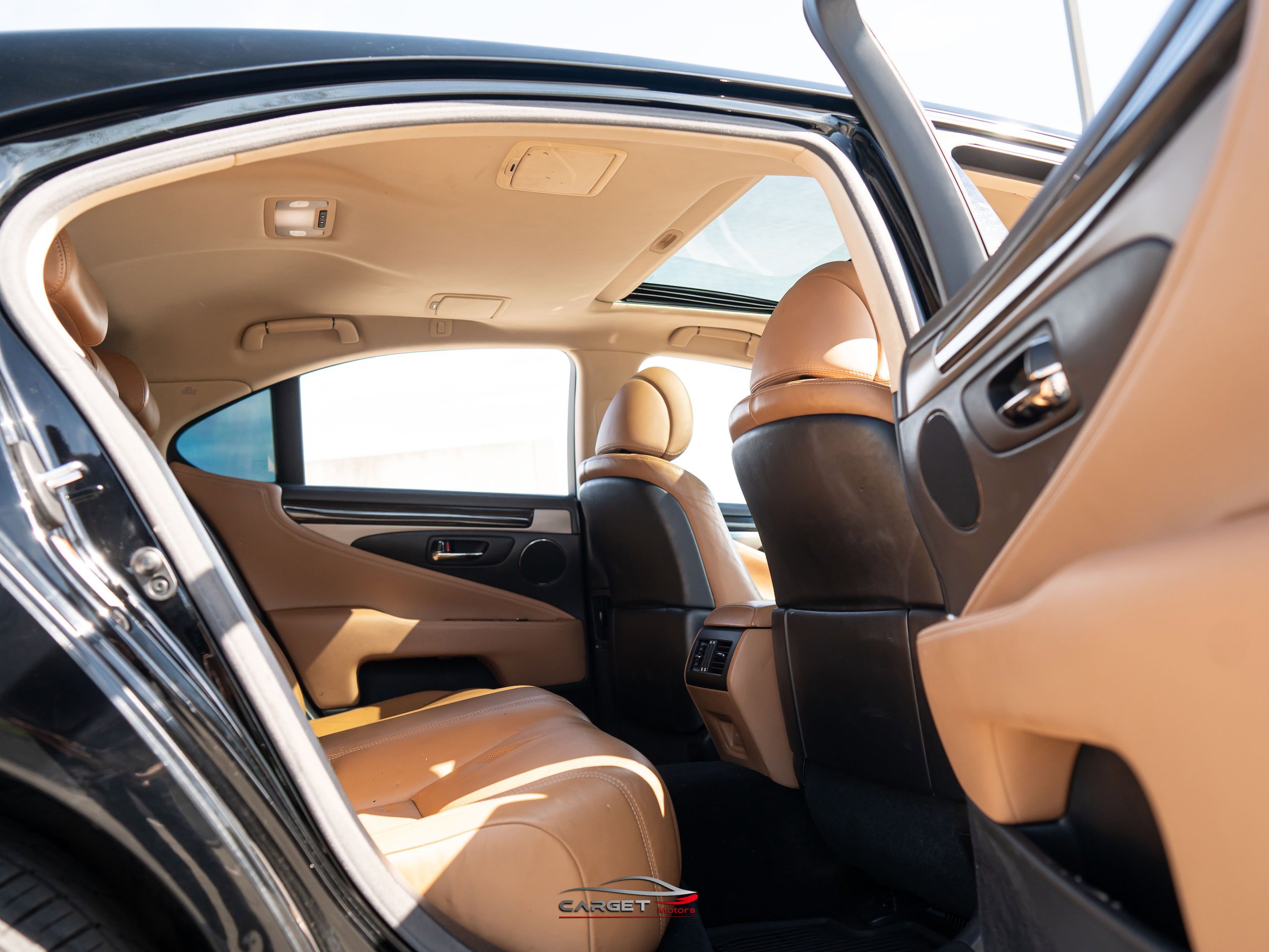 Used 2015 Lexus LS 460 AWD w/ Comfort Package image 19