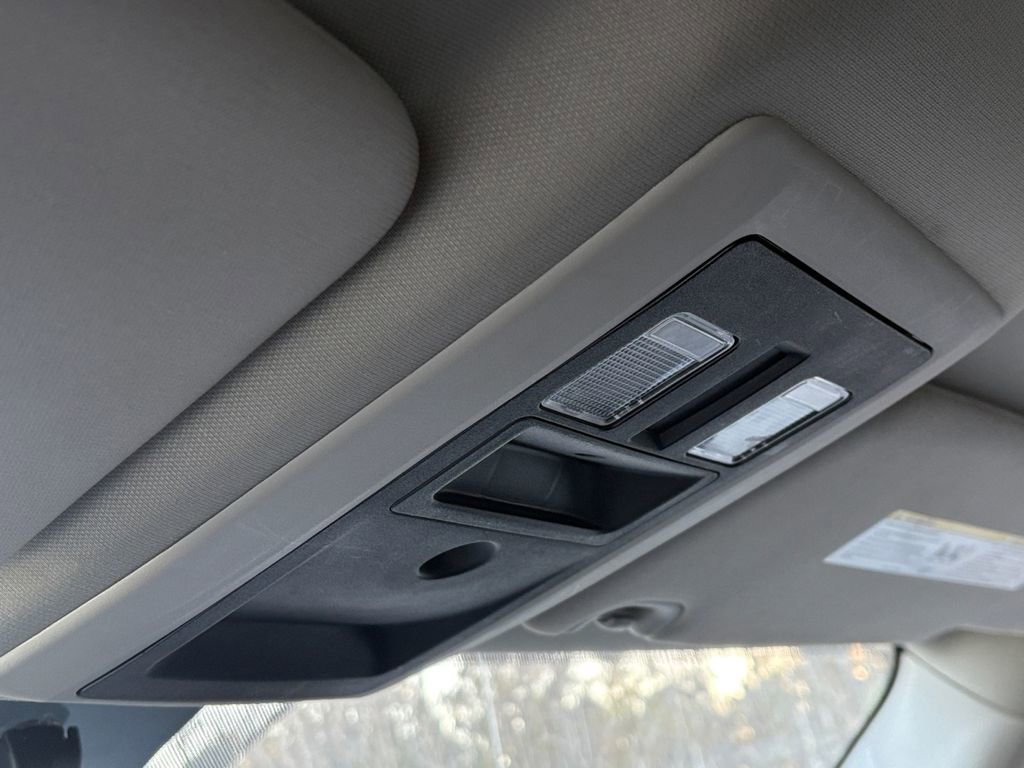 Used 2024 RAM 1500 Classic SLT image 24