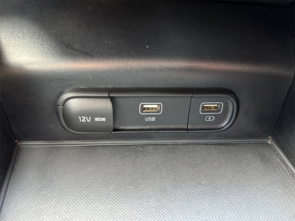 Used 2022 Kia K5 LXS image 30