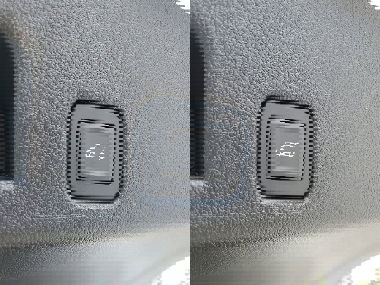 New 2026 Chevrolet Traverse LT w/ Driver Confidence Package image 8