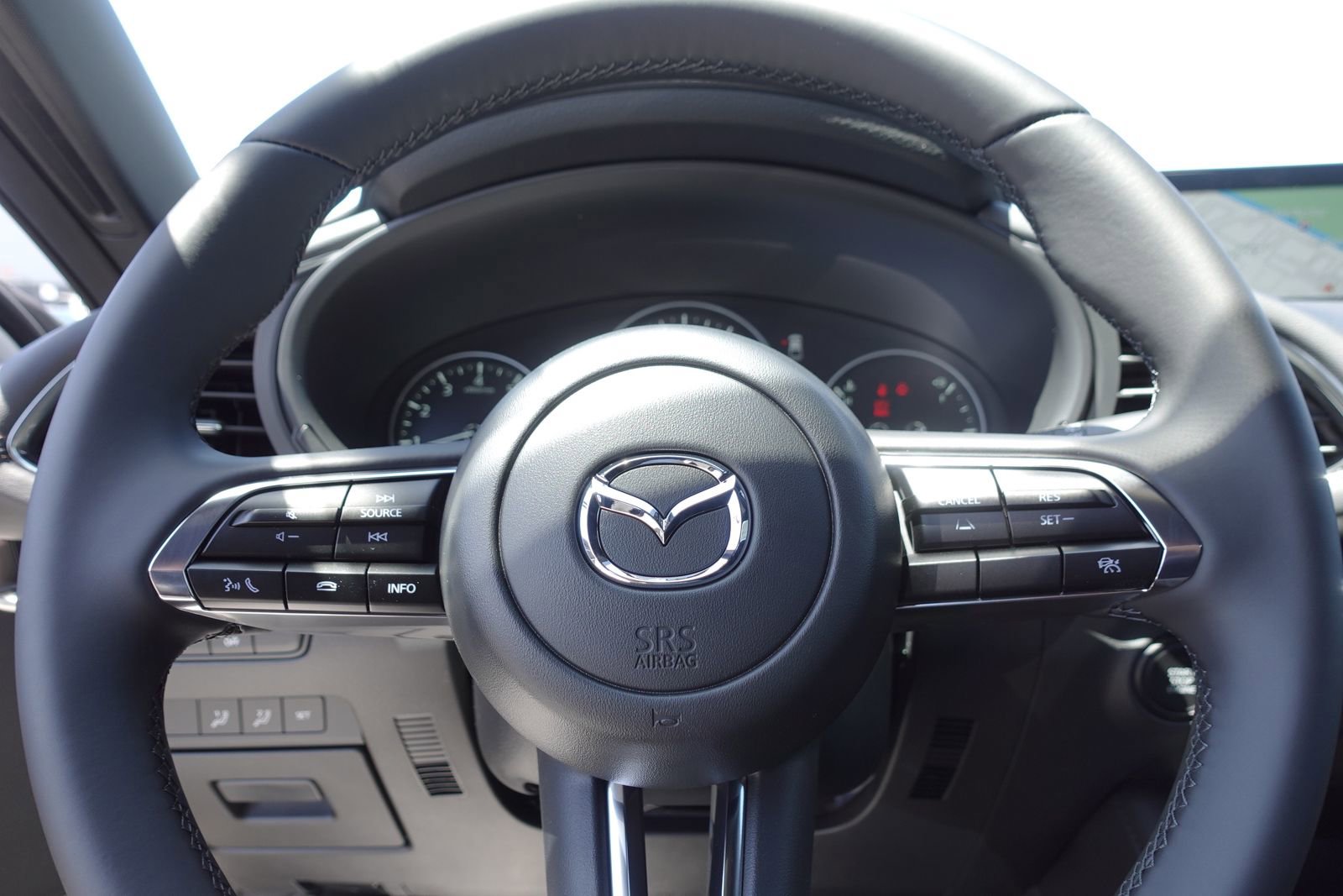 New 2026 MAZDA MAZDA3 2.5 S Hatchback w/ Premium Pkg FWD image 19