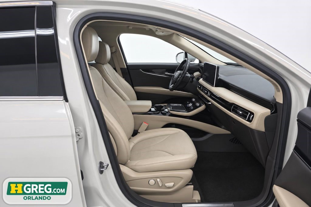 Used 2022 Lincoln Nautilus Reserve AWD/4WD image 14