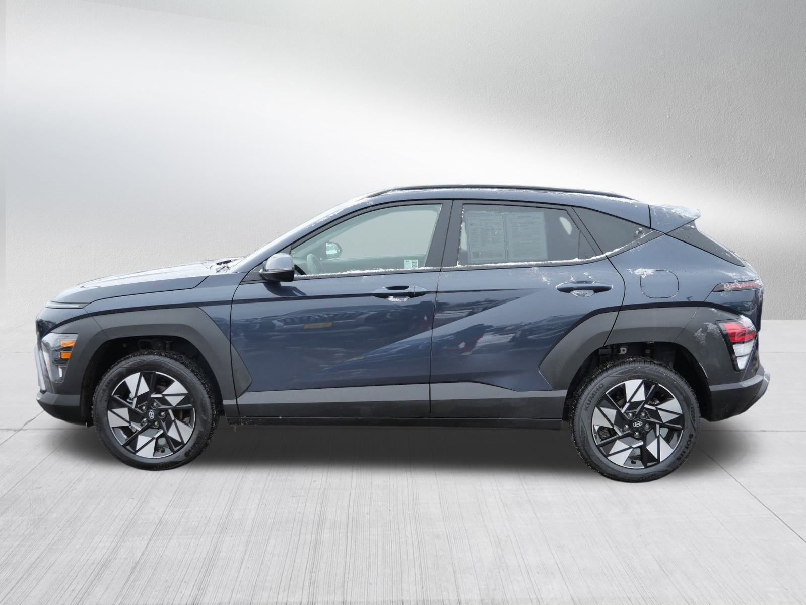 Certified 2025 Hyundai Kona SEL image 4