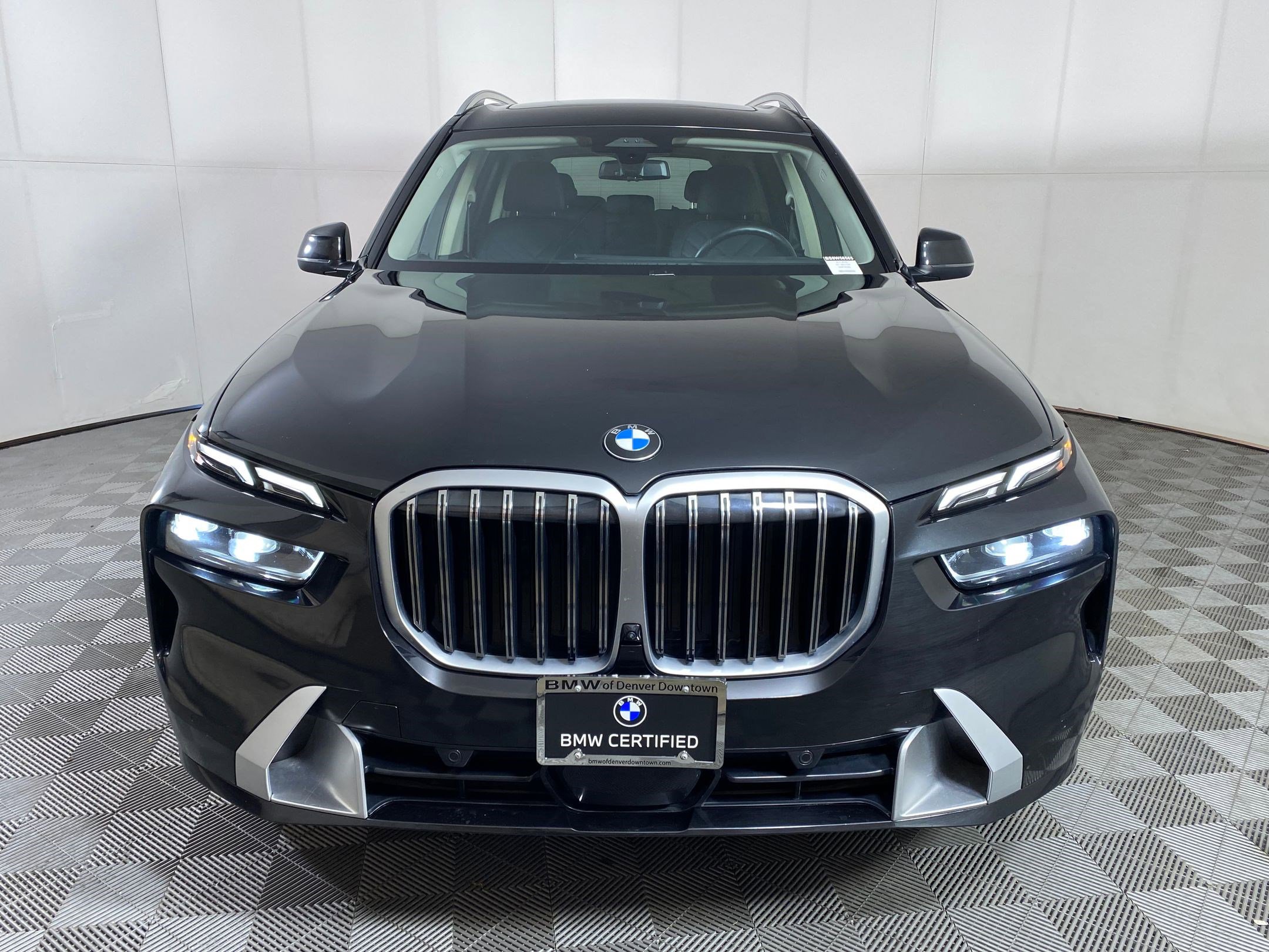 Certified 2025 BMW X7 xDrive40i image 6
