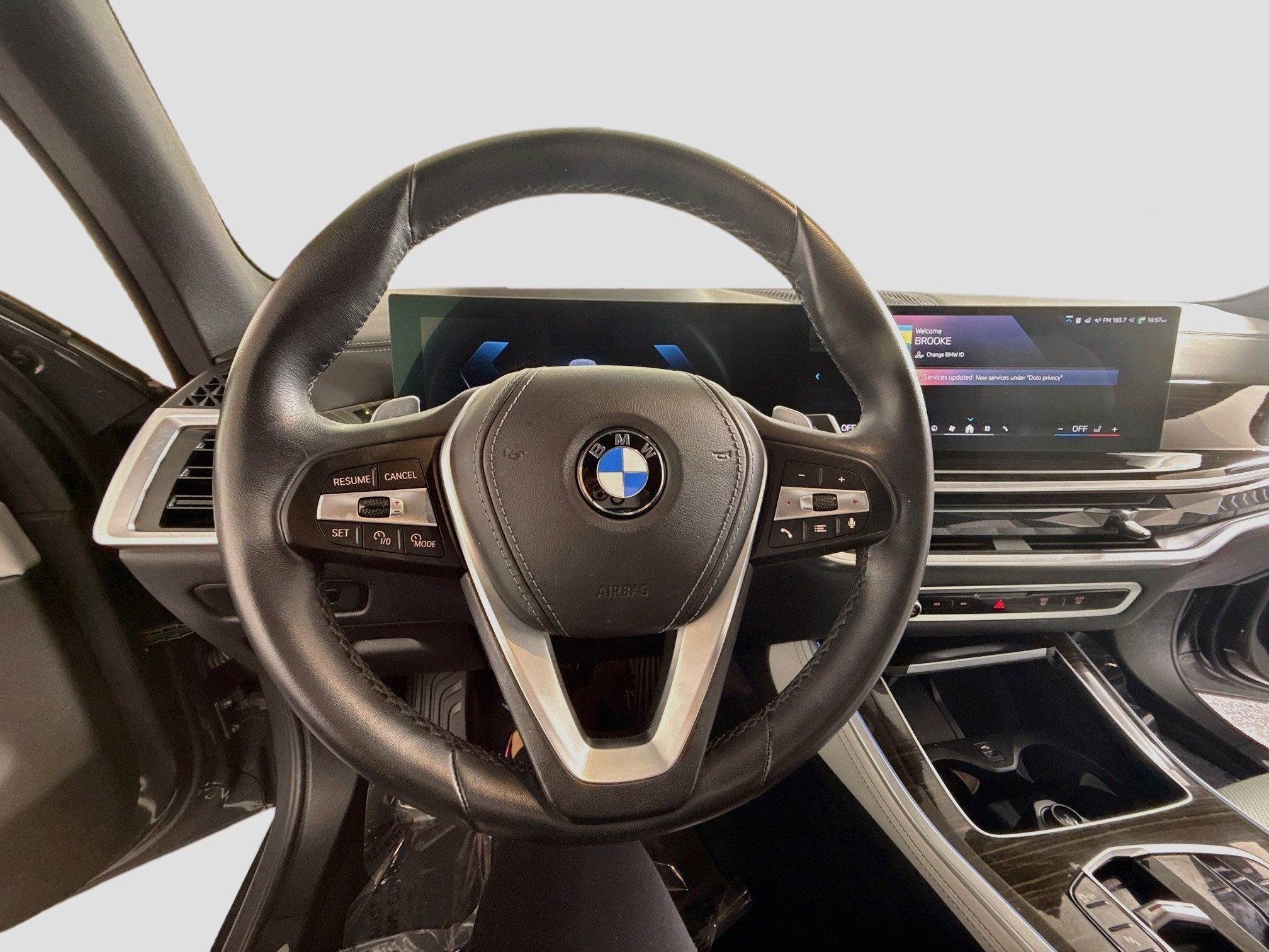 Used 2024 BMW X5 sDrive40i w/ Parking Assistance Package RWD image 32