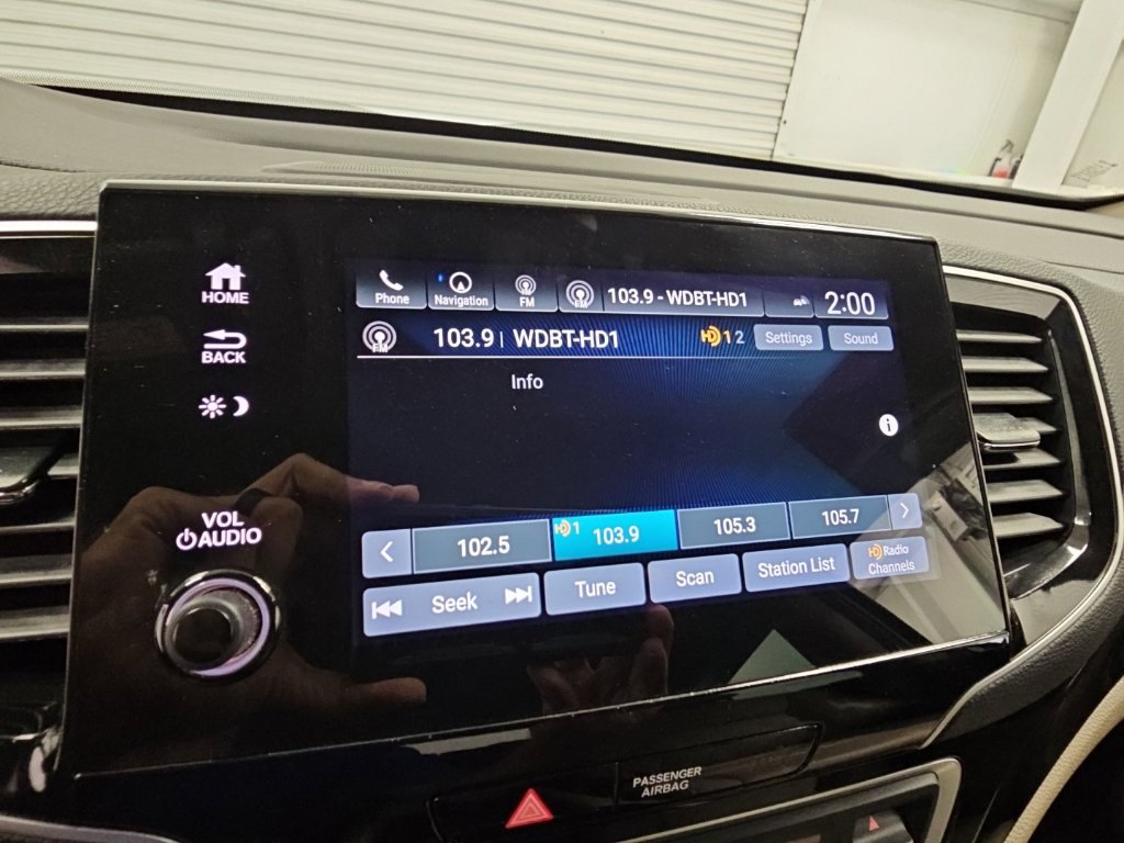 Used 2022 Honda Pilot Touring image 17
