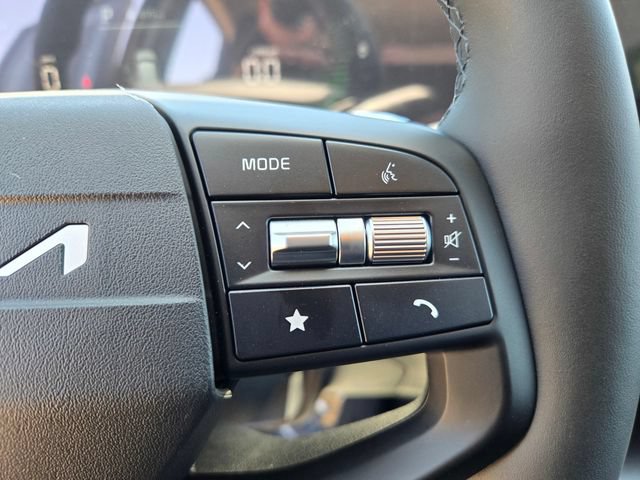 New 2026 Kia Sportage LX FWD image 11