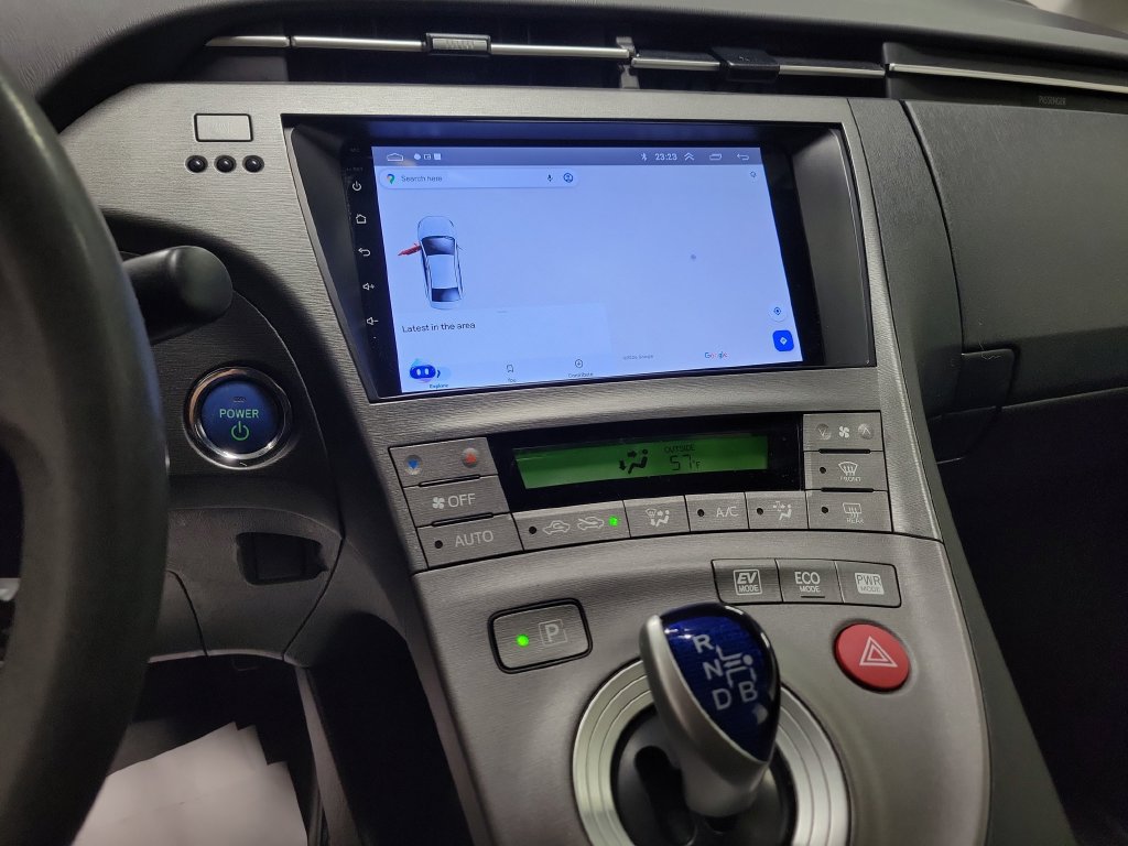Used 2013 Toyota Prius Two FWD image 17