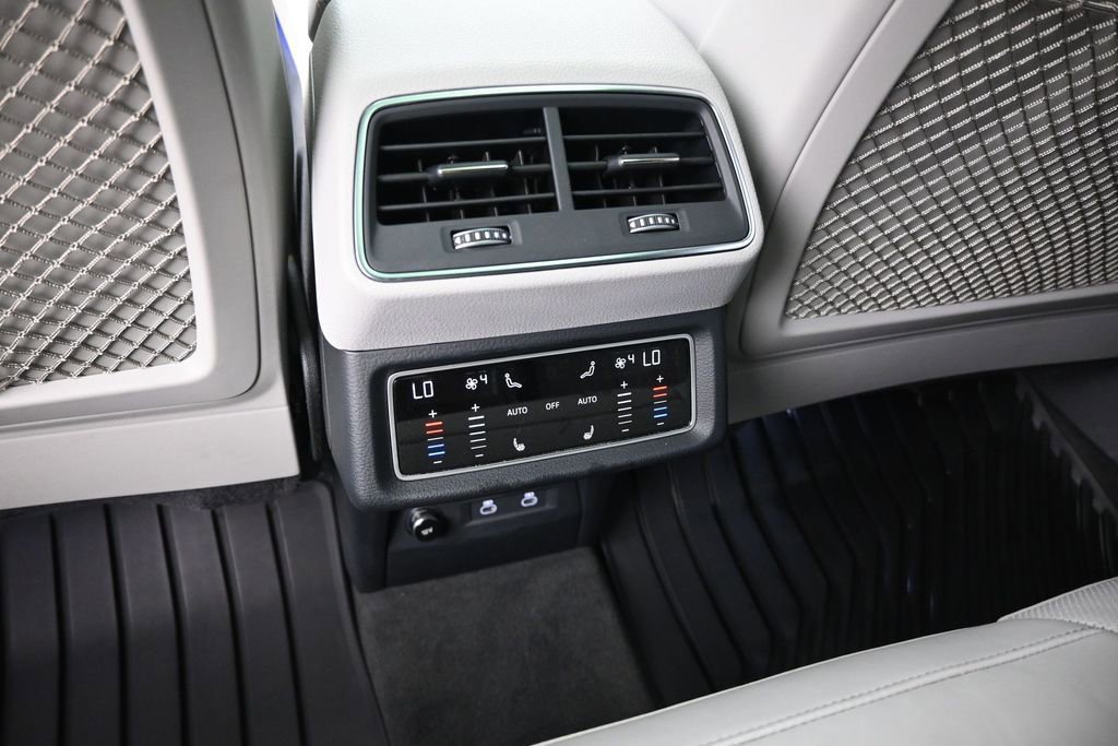 Used 2023 Audi e-tron Chronos w/ Chronos Package AWD/4WD image 14