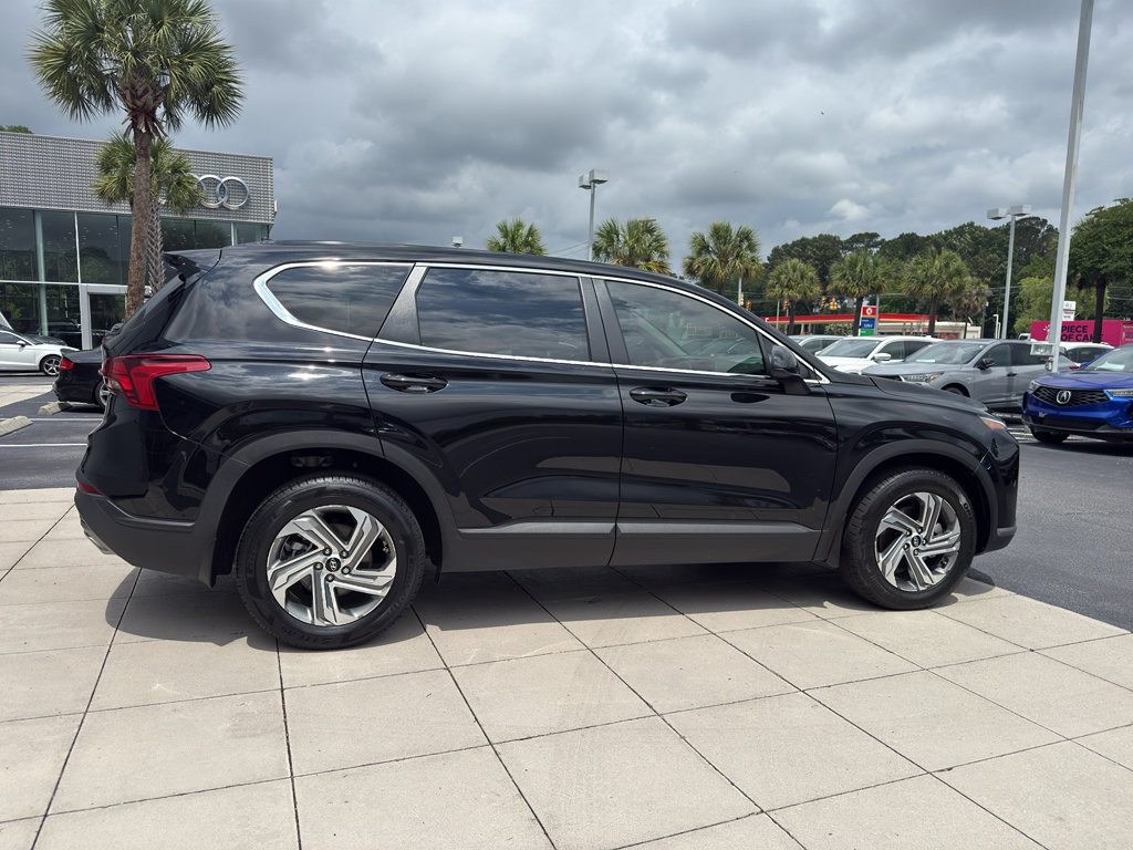 Used 2023 Hyundai Santa Fe SE FWD image 6