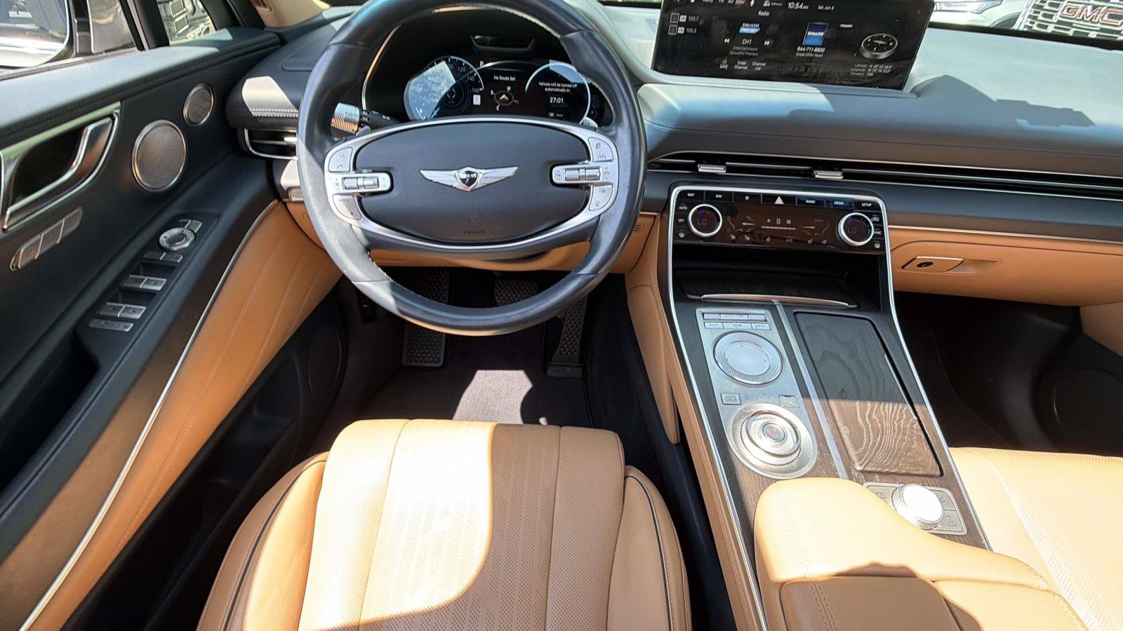 Used 2022 Genesis GV80 2.5T w/ Prestige Package 04 AWD/4WD image 16