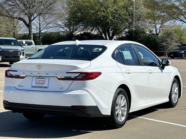 Used 2025 Toyota Camry LE image 4