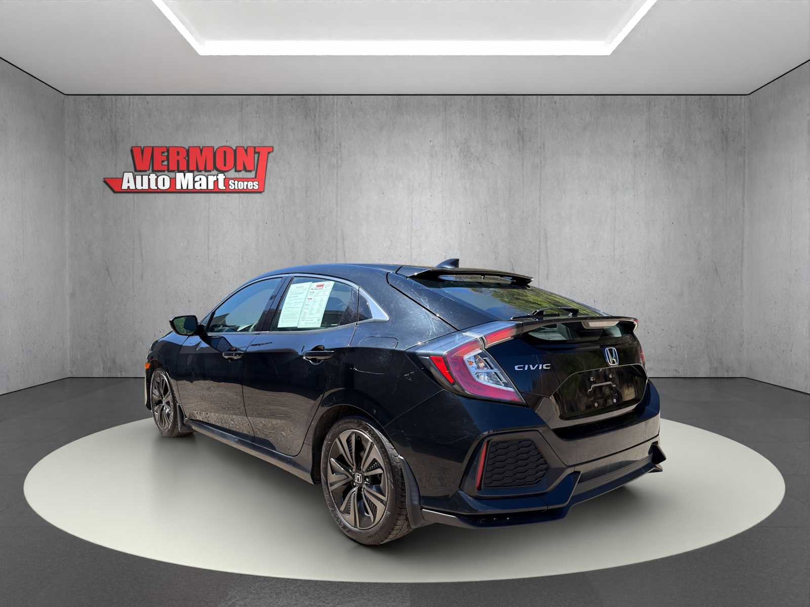 Used 2018 Honda Civic EX image 6