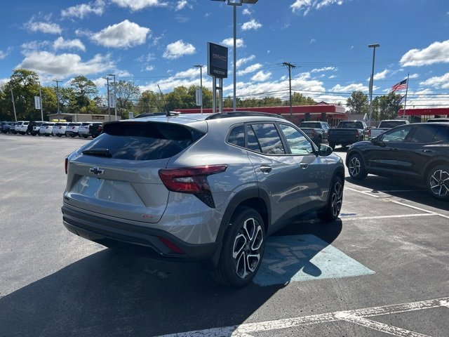New 2026 Chevrolet Trax RS w/ Driver Confidence Package video 2