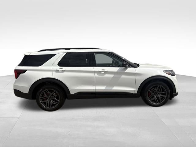 New 2026 Ford Explorer ST image 9