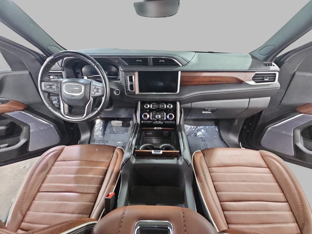 Certified 2023 GMC Yukon XL Denali Ultimate w/ LPO, Floor Liner Package AWD/4WD image 11