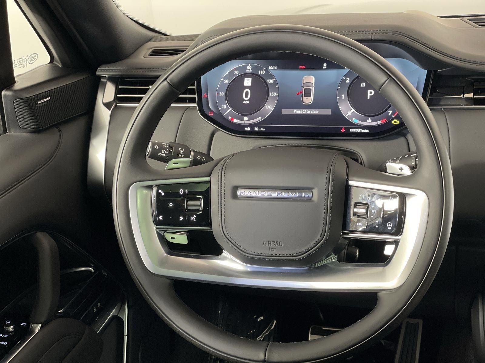 Used 2023 Land Rover Range Rover SE AWD/4WD image 12